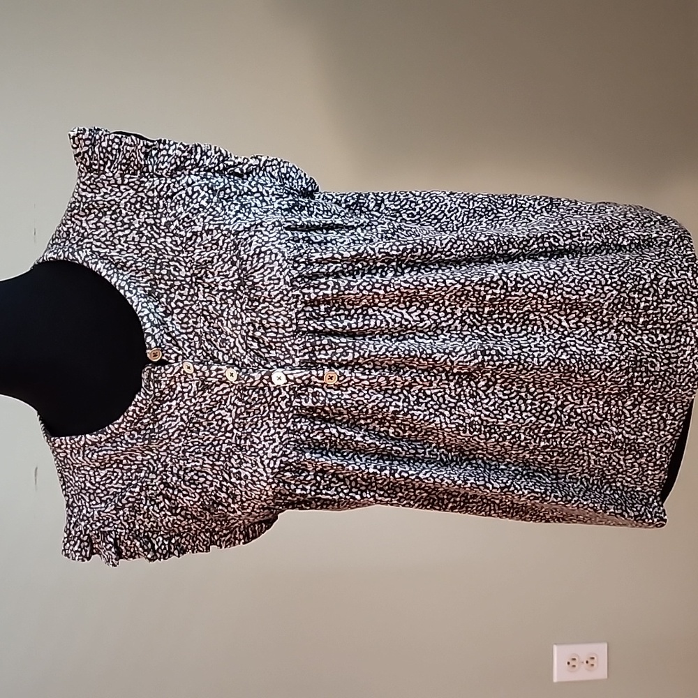 Loft green leopard print ruffle top